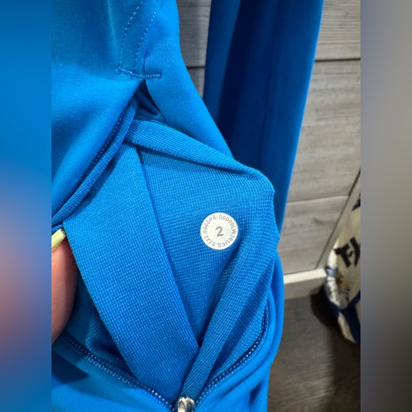 Lululemon zip up jacket - Picture 2 of 5
